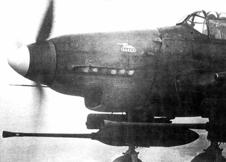 BW-photo-Junkers-Ju-87G-Stuka-10(Pz)SG1-